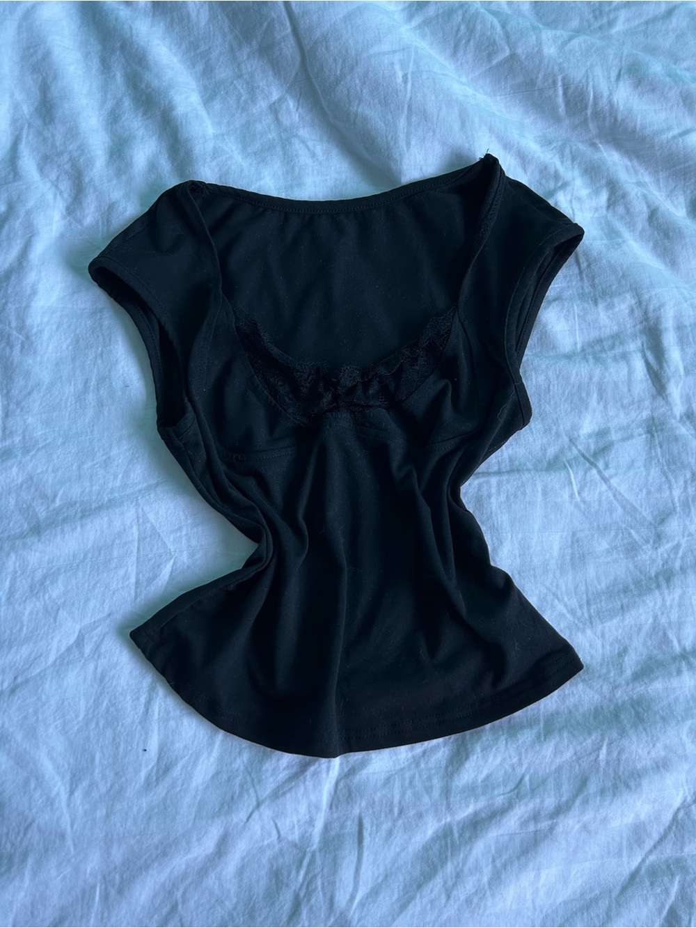 ROMWE Black Lace-Trim Scoop Neck Cap Sleeve Tee